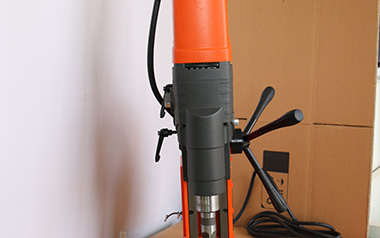 磁力鉆的空心鉆頭出現(xiàn)卡芯的情況應(yīng)該如何處理？